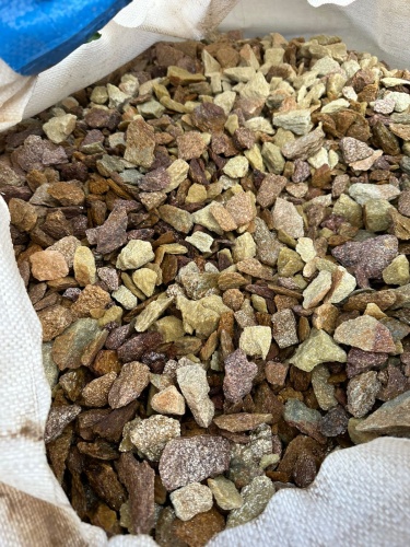 Златолит персиковый декоративная каменная крошка купить в Петрозаводске