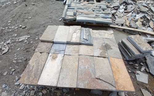 Плитка пилёная златолит Уральский для цоколя, отмостки купить в Петрозаводске