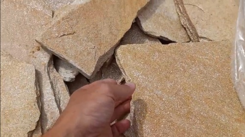 Плитняк златолит жёлтый золотистый для фасада 1,5-3см купить в Петрозаводске