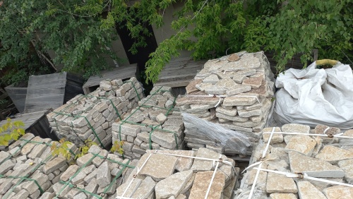 Гранитный плитняк галтованный для парковки купить в Петрозаводске