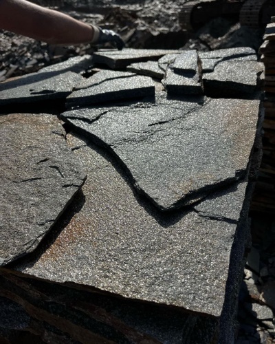 Плитняк златолит серебристый для фасада купить в Петрозаводске