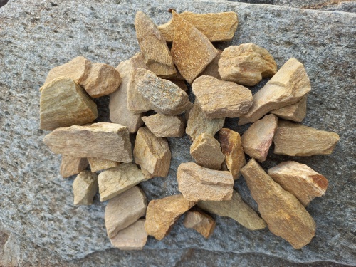 Златолит жёлтый декоративная каменная крошка купить в Петрозаводске