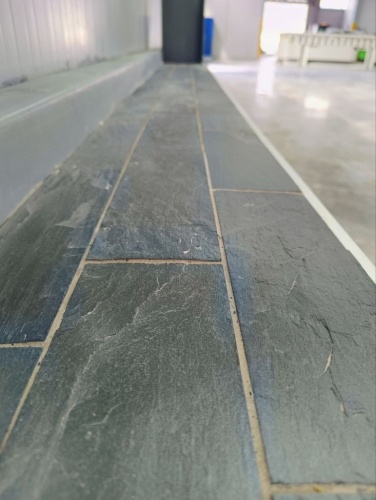 Плитка чёрная из натурального камня фасадная 30 см * 5 см, толщина 7 мм -30 мм купить в Петрозаводске