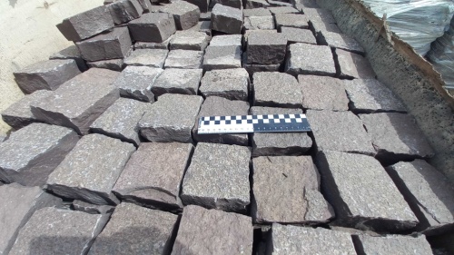 Лемезит колотая брусчатка 10 * 10 см. для парковки купить в Петрозаводске